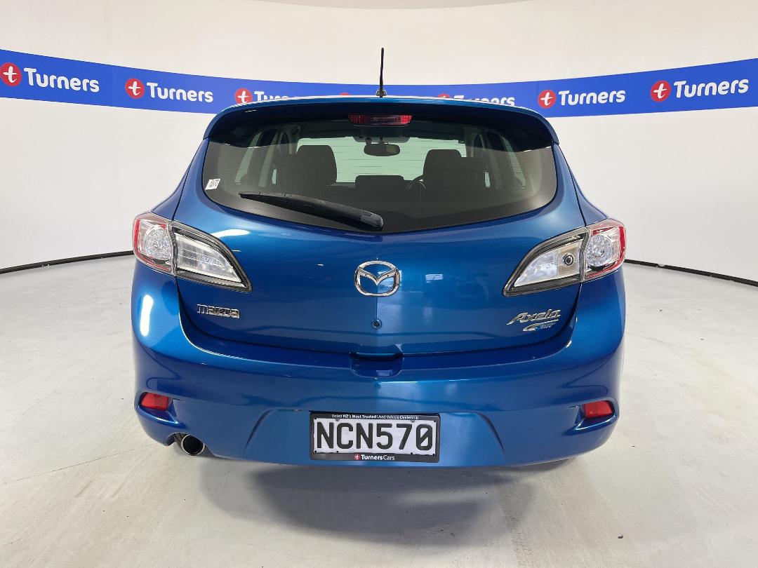 Photo '6' of Mazda Axela