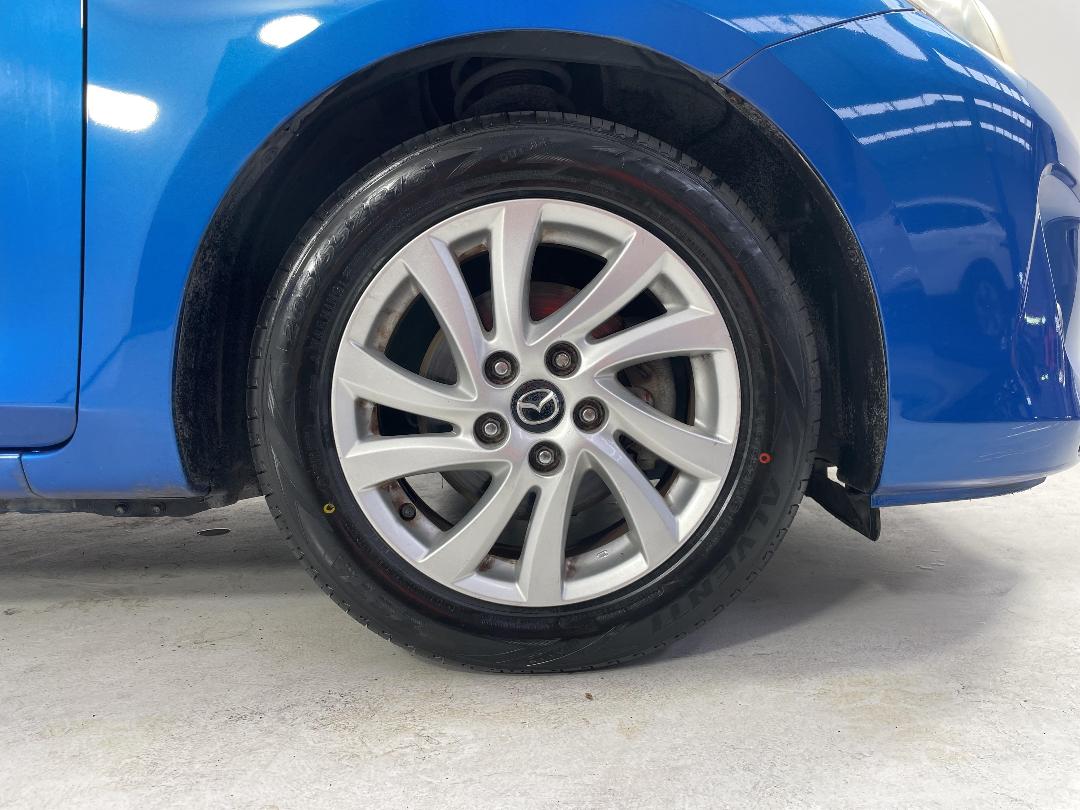 Photo '9' of Mazda Axela