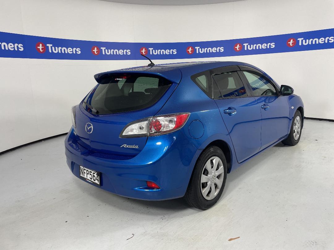 Photo '7' of Mazda Axela