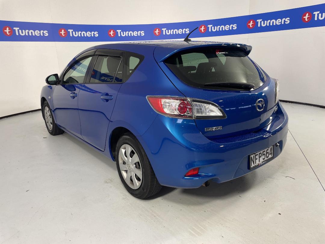 Photo '5' of Mazda Axela