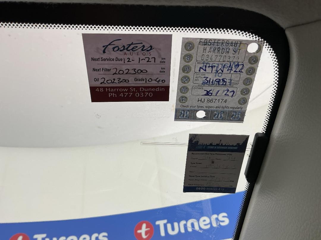 Photo '27' of Mazda Axela