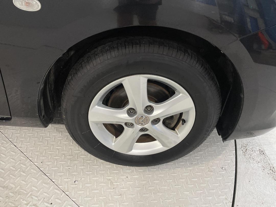 Photo '9' of Mazda Axela Photo '9' of Mazda Axela