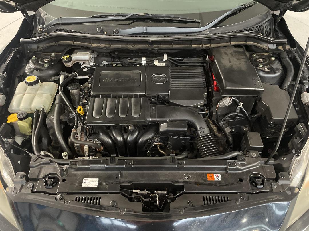 Photo '13' of Mazda Axela Photo '13' of Mazda Axela