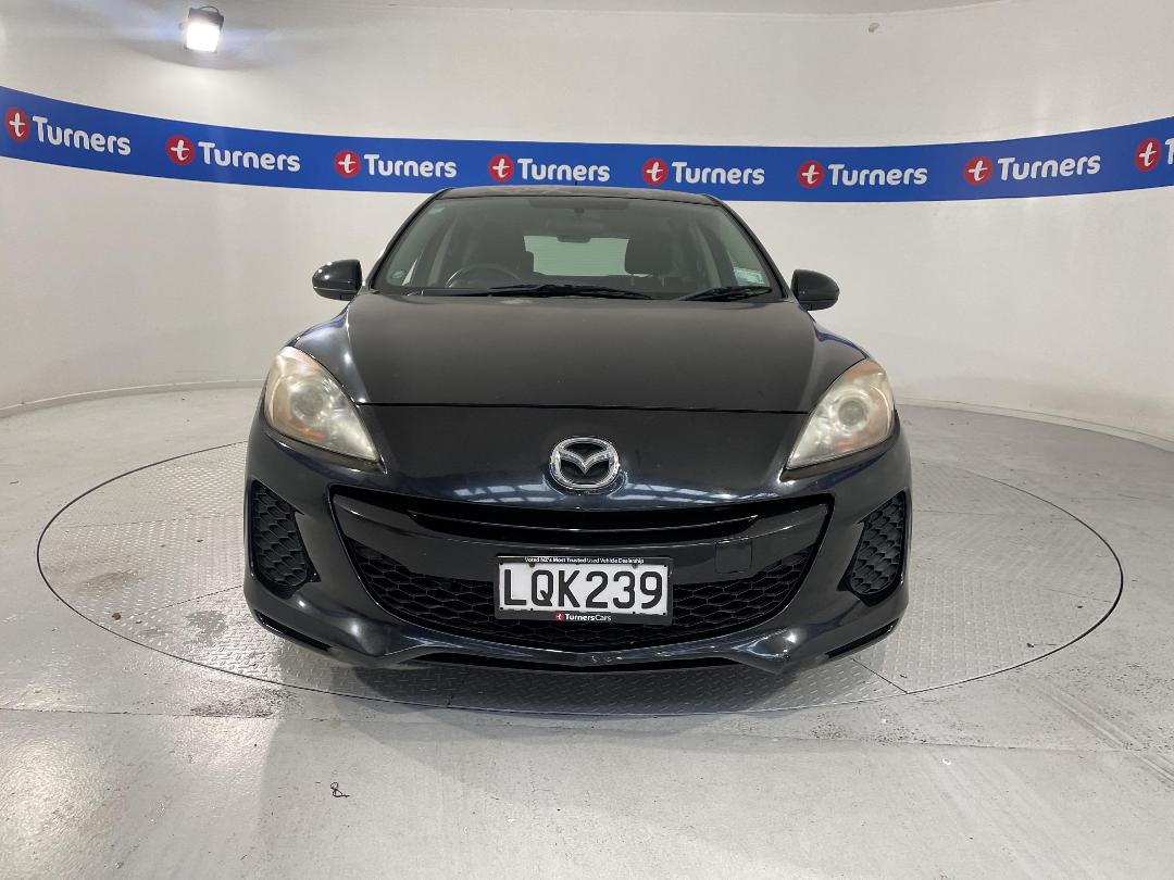 Photo '2' of Mazda Axela Photo '2' of Mazda Axela