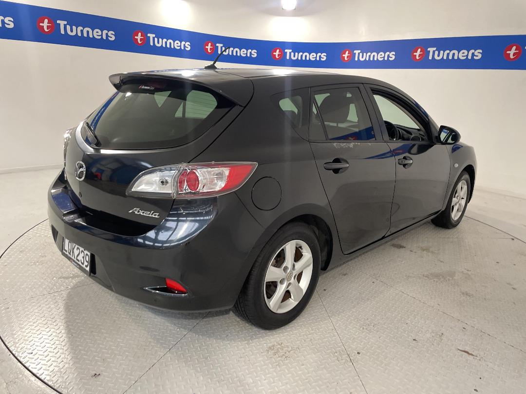 Photo '7' of Mazda Axela Photo '7' of Mazda Axela