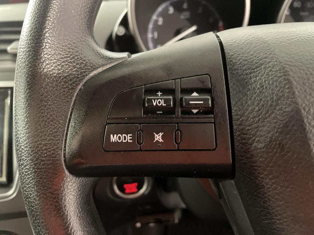 Photo '27' of Mazda Axela Photo '27' of Mazda Axela