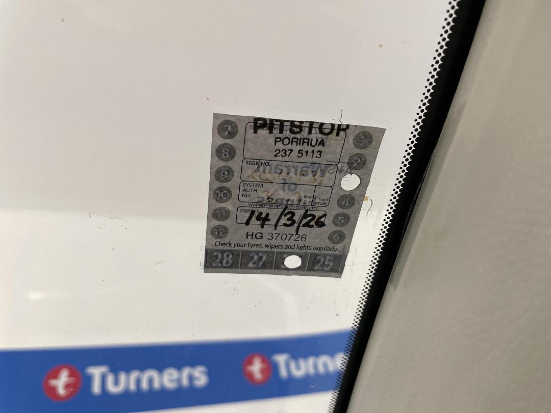 Photo '34' of Mazda Axela Photo '34' of Mazda Axela