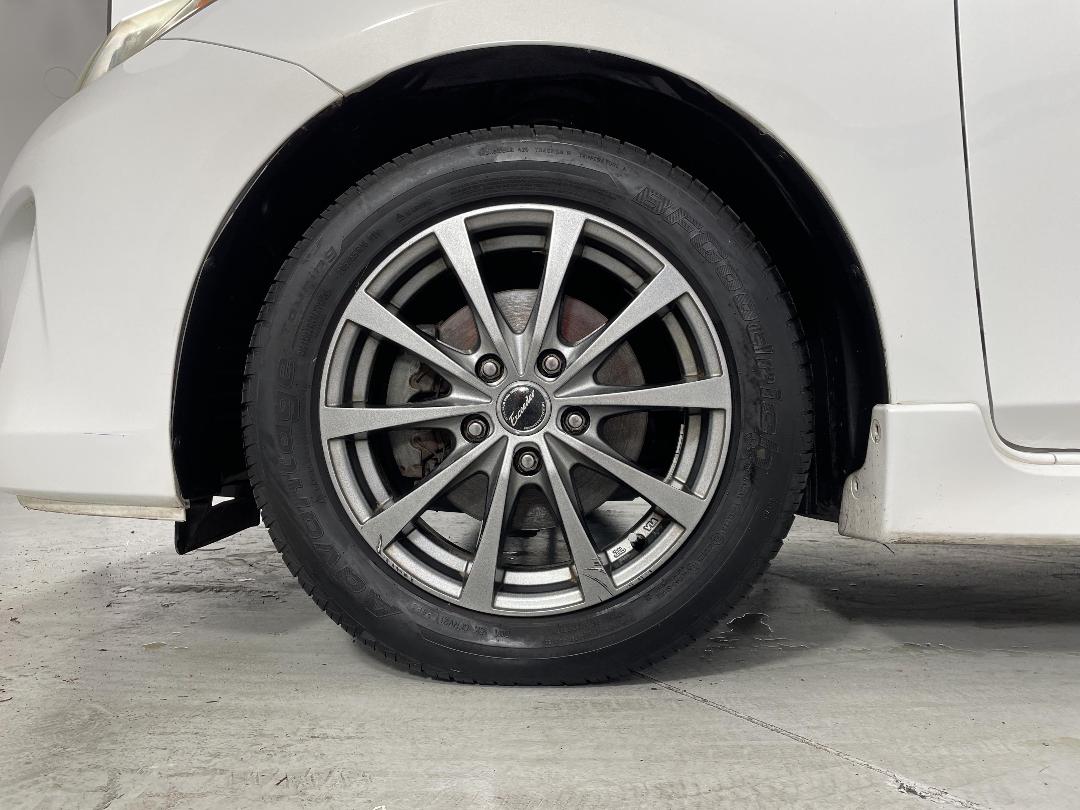 Photo '10' of Mazda Axela