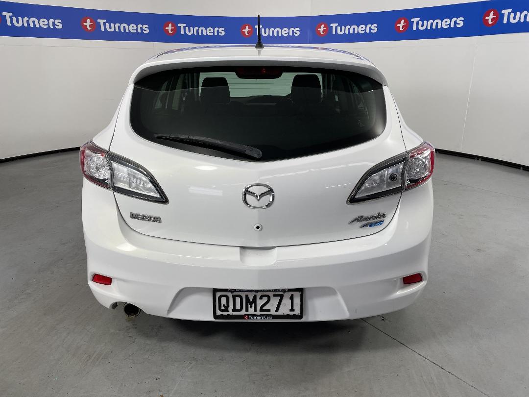 Photo '6' of Mazda Axela