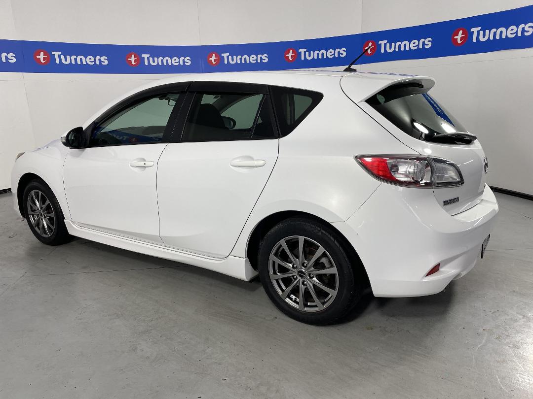 Photo '5' of Mazda Axela