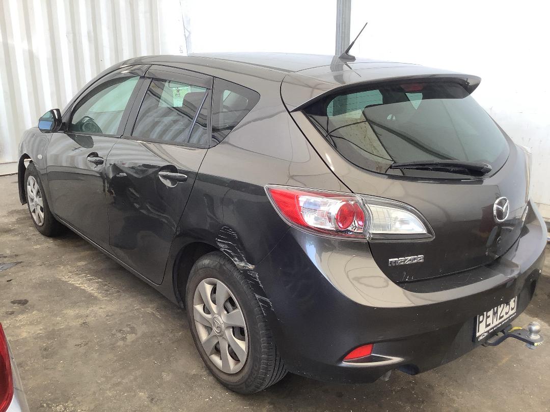 Photo '9' of Mazda Axela