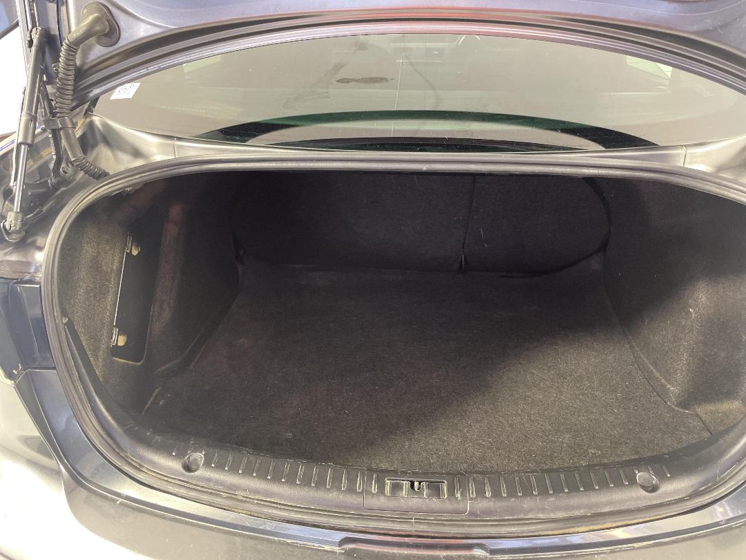 Photo '14' of Mazda Axela