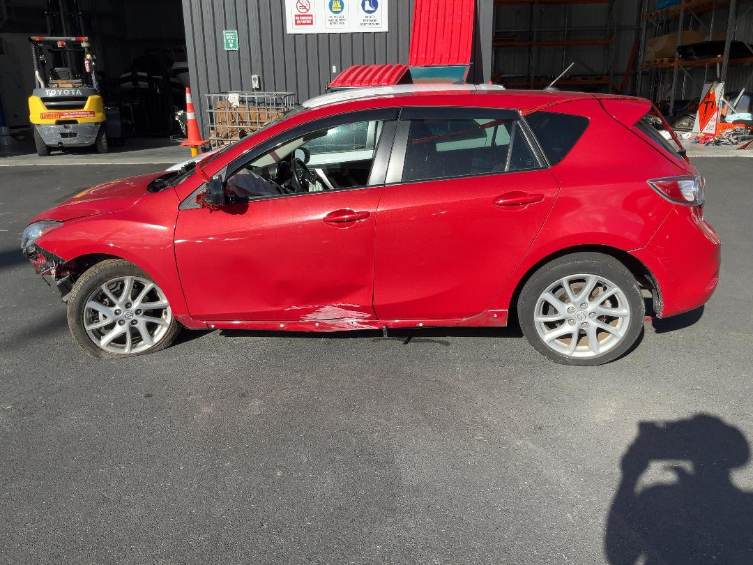 Photo '6' of Mazda Axela