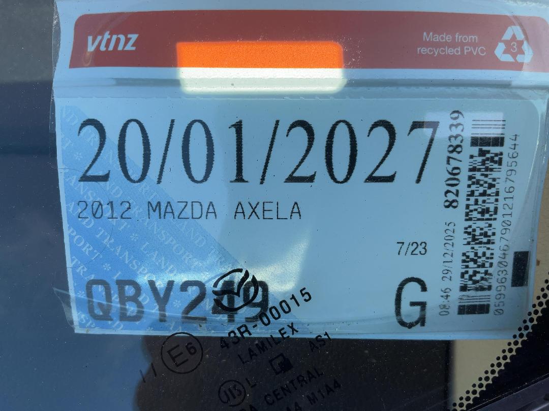 Photo '19' of Mazda Axela