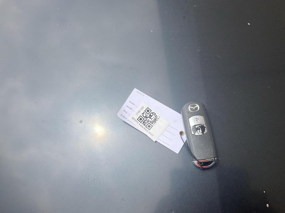 Photo '12' of Mazda Axela Skyactiv