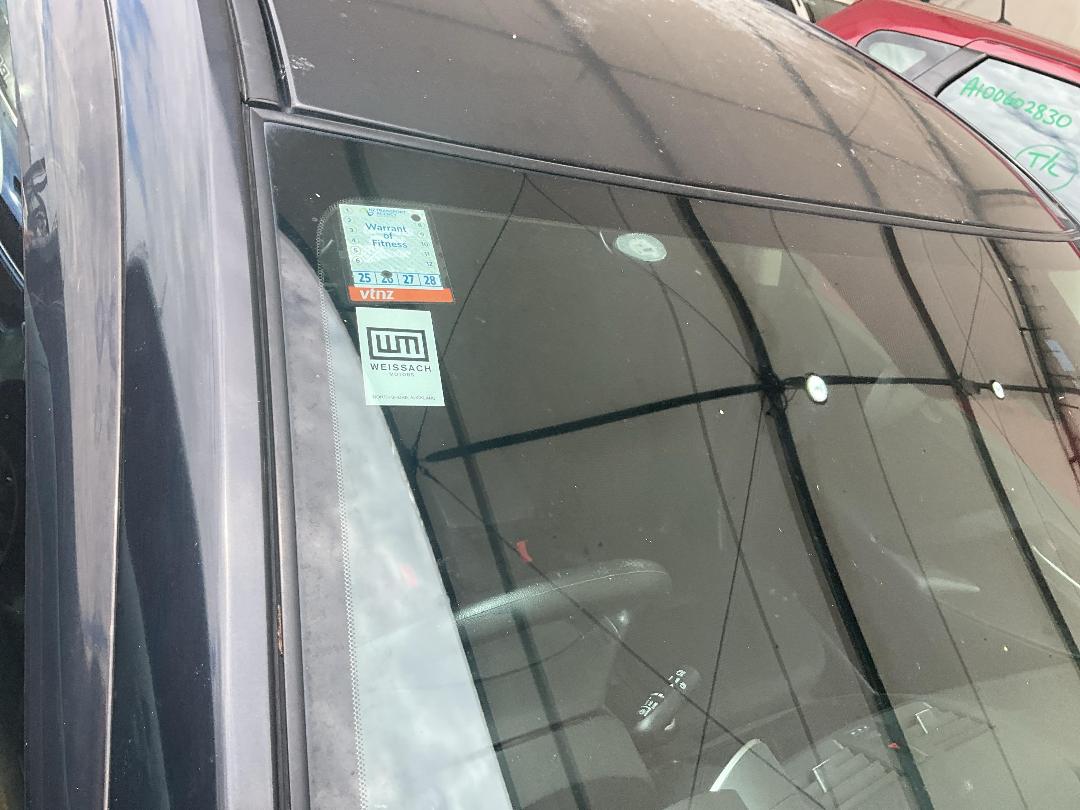 Photo '11' of Mazda Axela Skyactiv