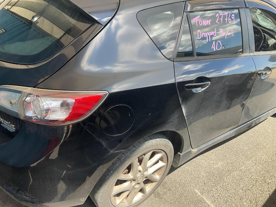 Photo '15' of Mazda Axela