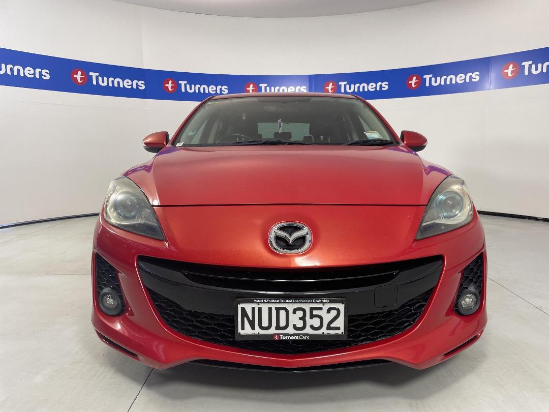 Photo '2' of Mazda Axela Photo '2' of Mazda Axela