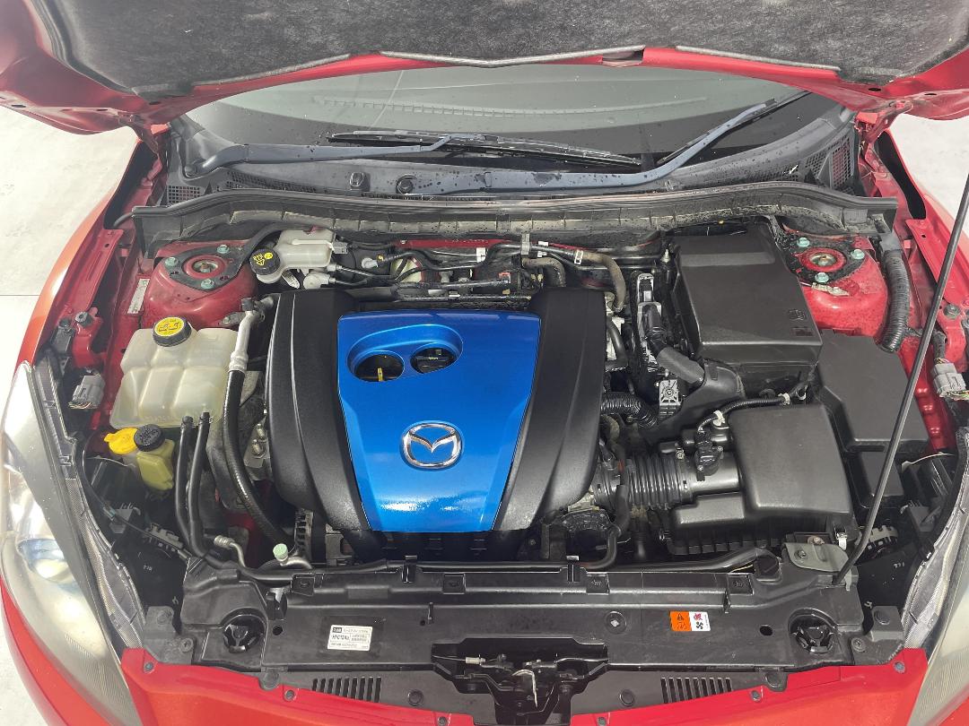 Photo '13' of Mazda Axela Photo '13' of Mazda Axela