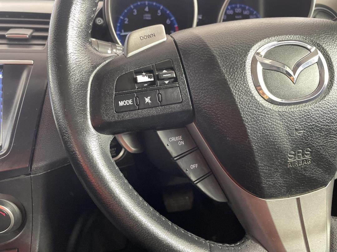 Photo '23' of Mazda Axela Photo '23' of Mazda Axela