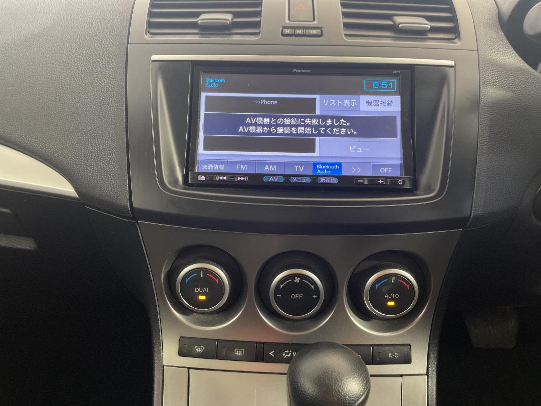 Photo '23' of Mazda Axela Photo '23' of Mazda Axela