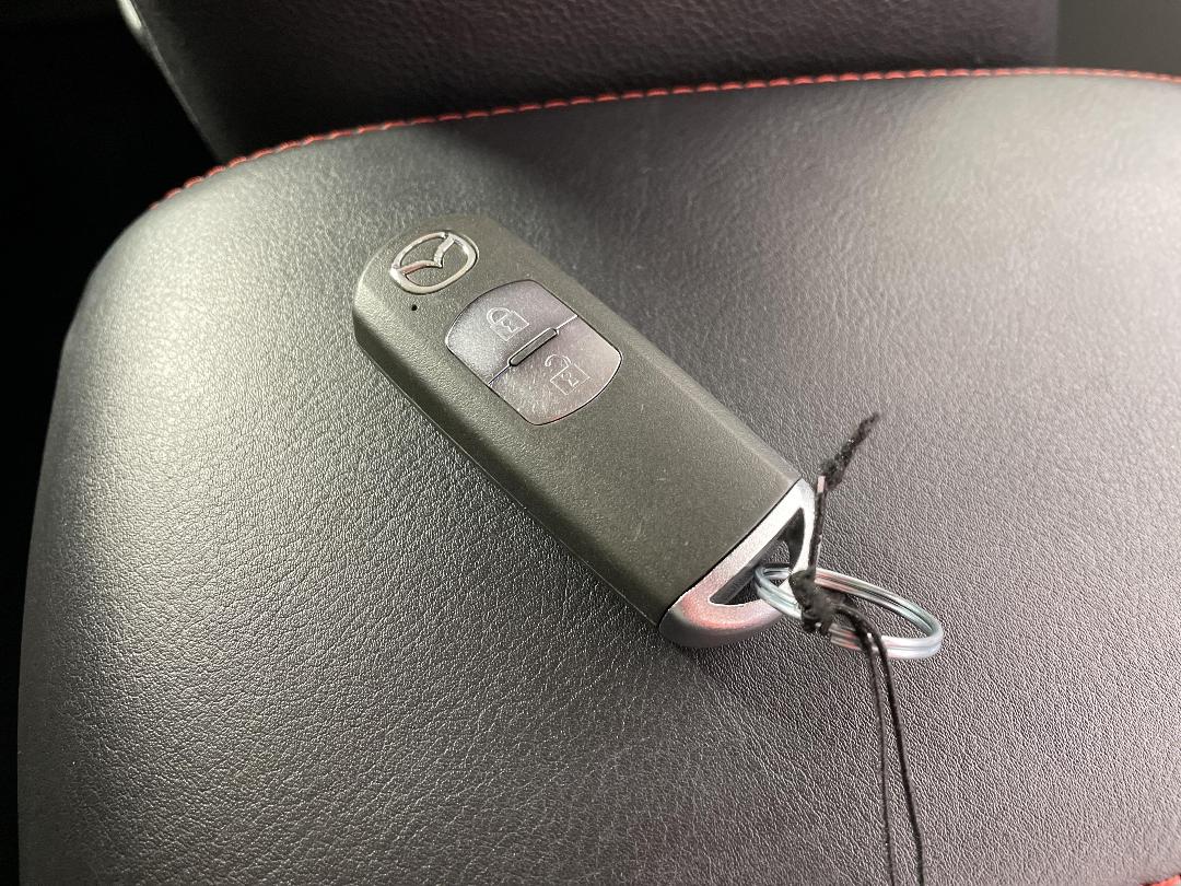 Photo '22' of Mazda Axela