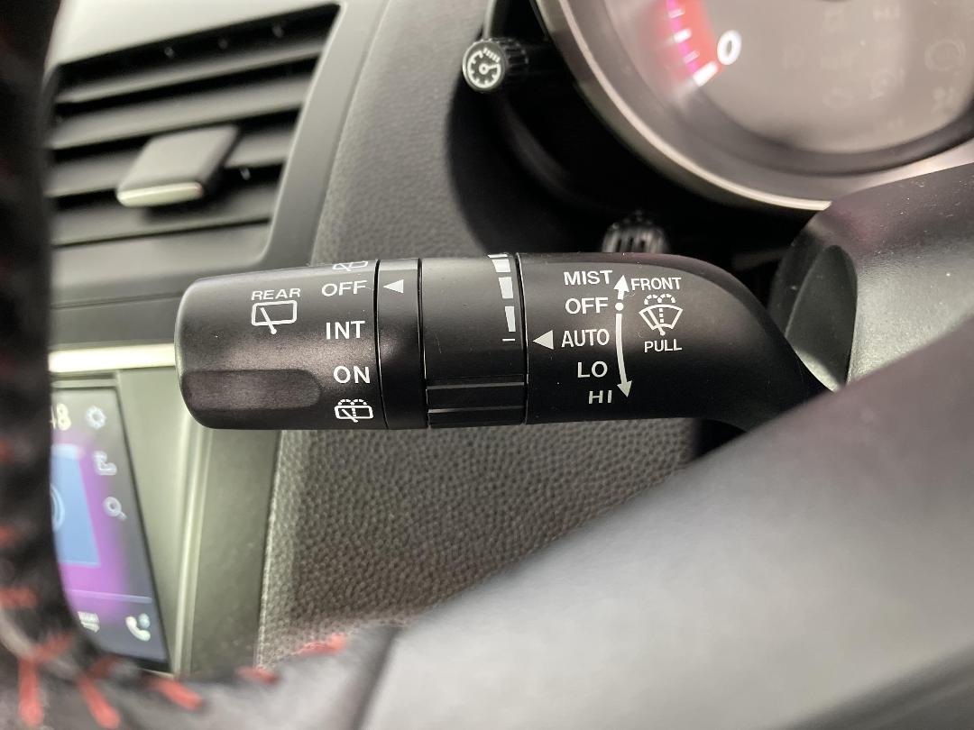 Photo '31' of Mazda Axela