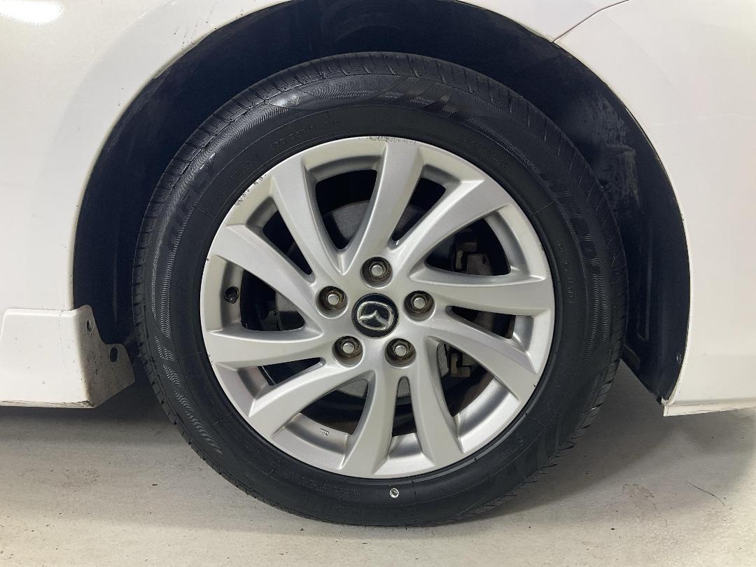 Photo '9' of Mazda Axela