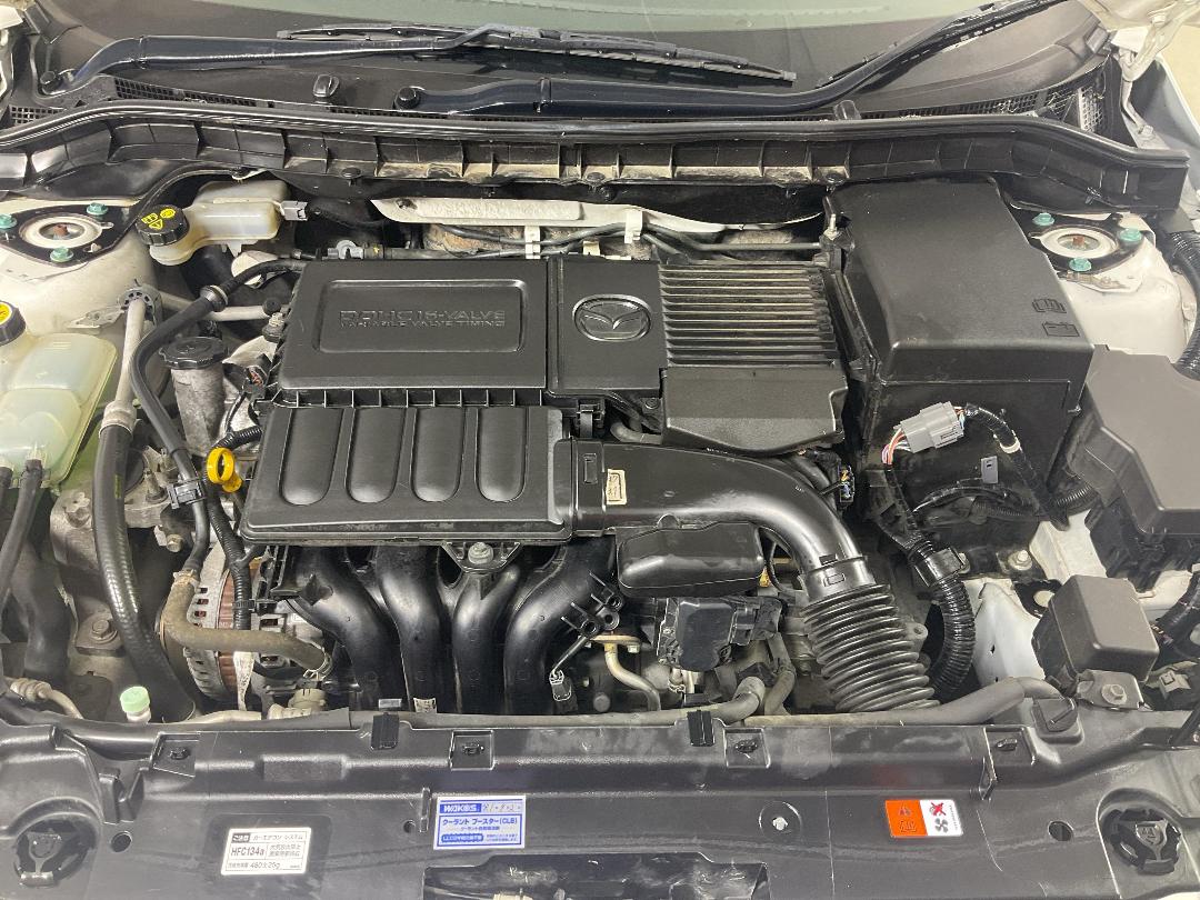 Photo '13' of Mazda Axela