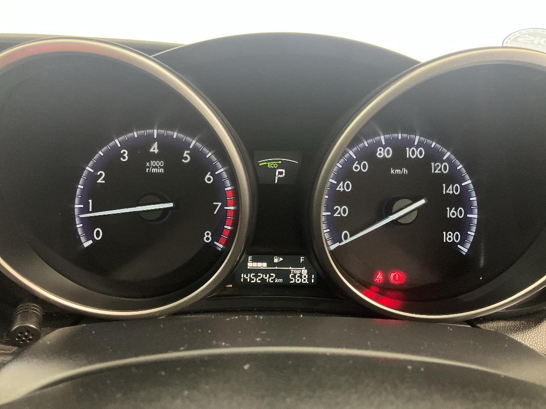 Photo '21' of Mazda Axela