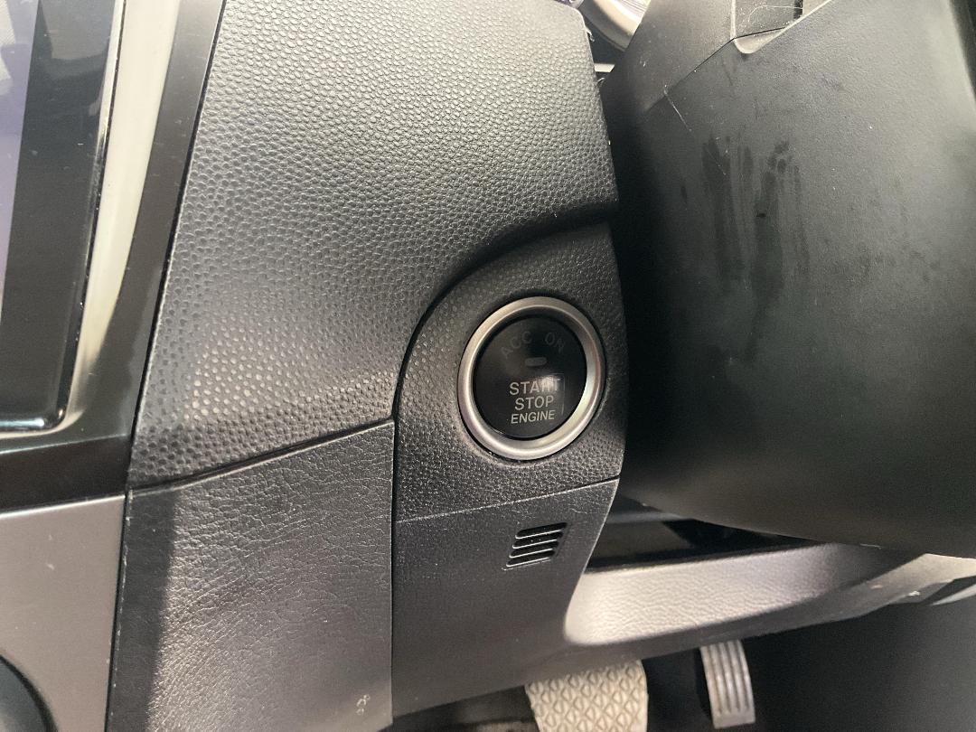 Photo '29' of Mazda Axela