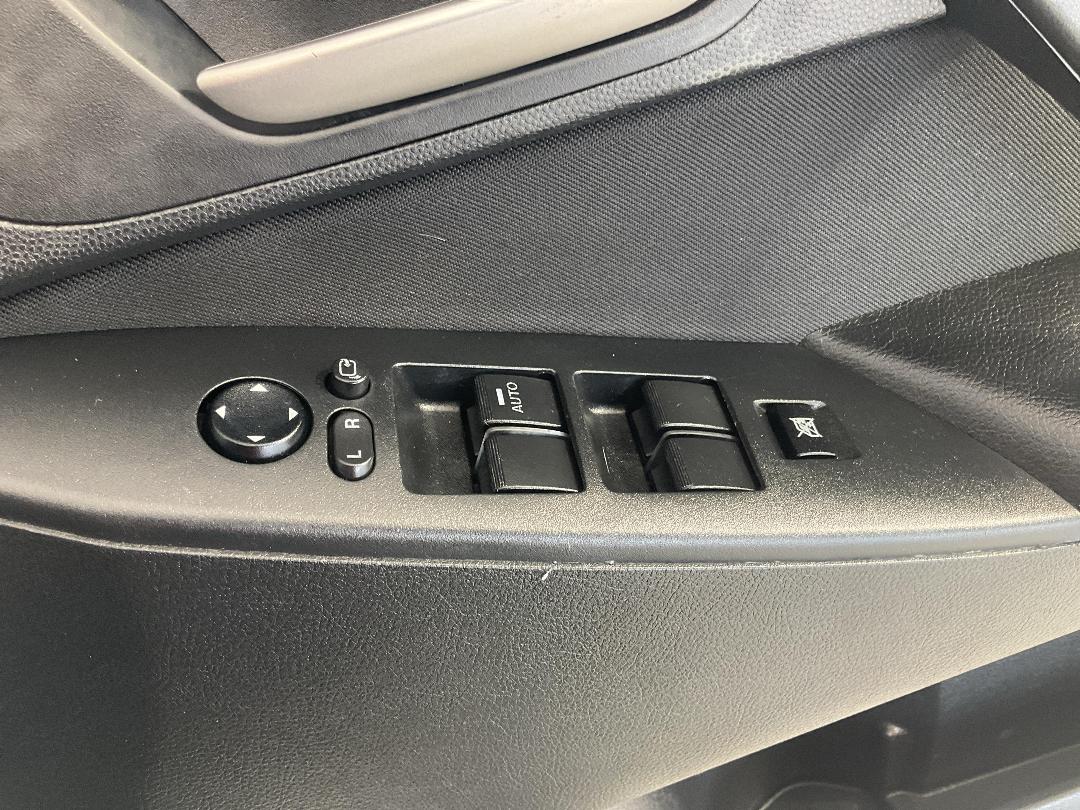 Photo '31' of Mazda Axela