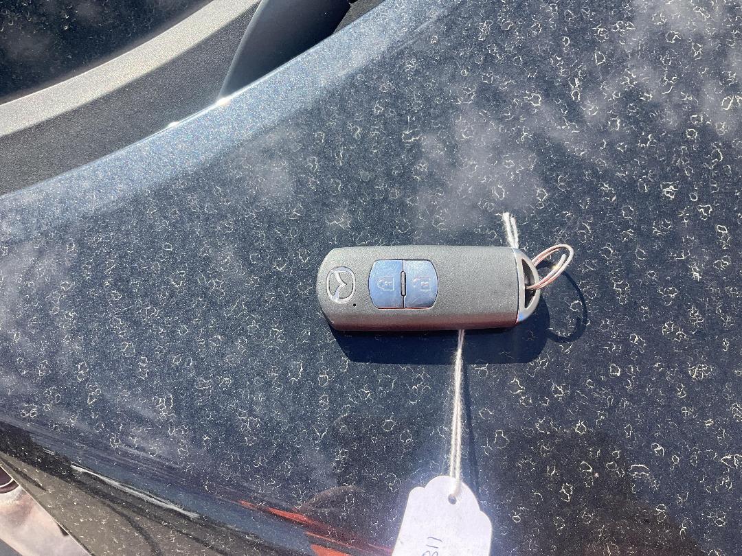 Photo '7' of Mazda Axela