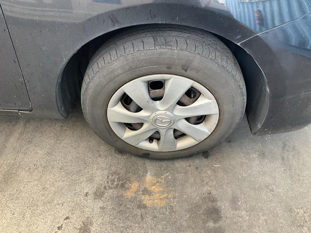 Photo '2' of Mazda Axela Photo '2' of Mazda Axela