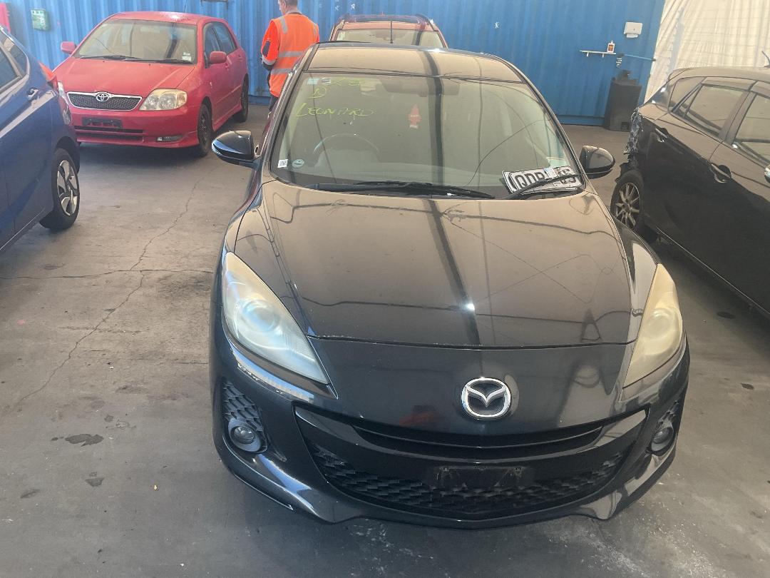 Photo '4' of Mazda Axela