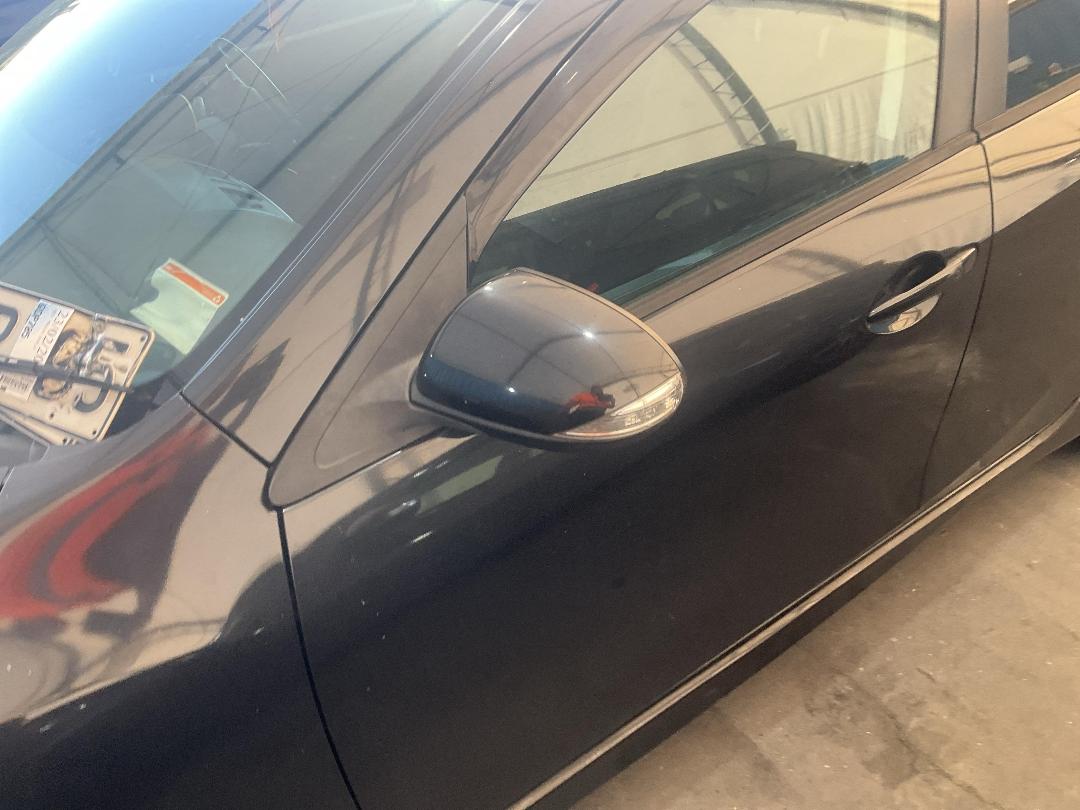 Photo '7' of Mazda Axela