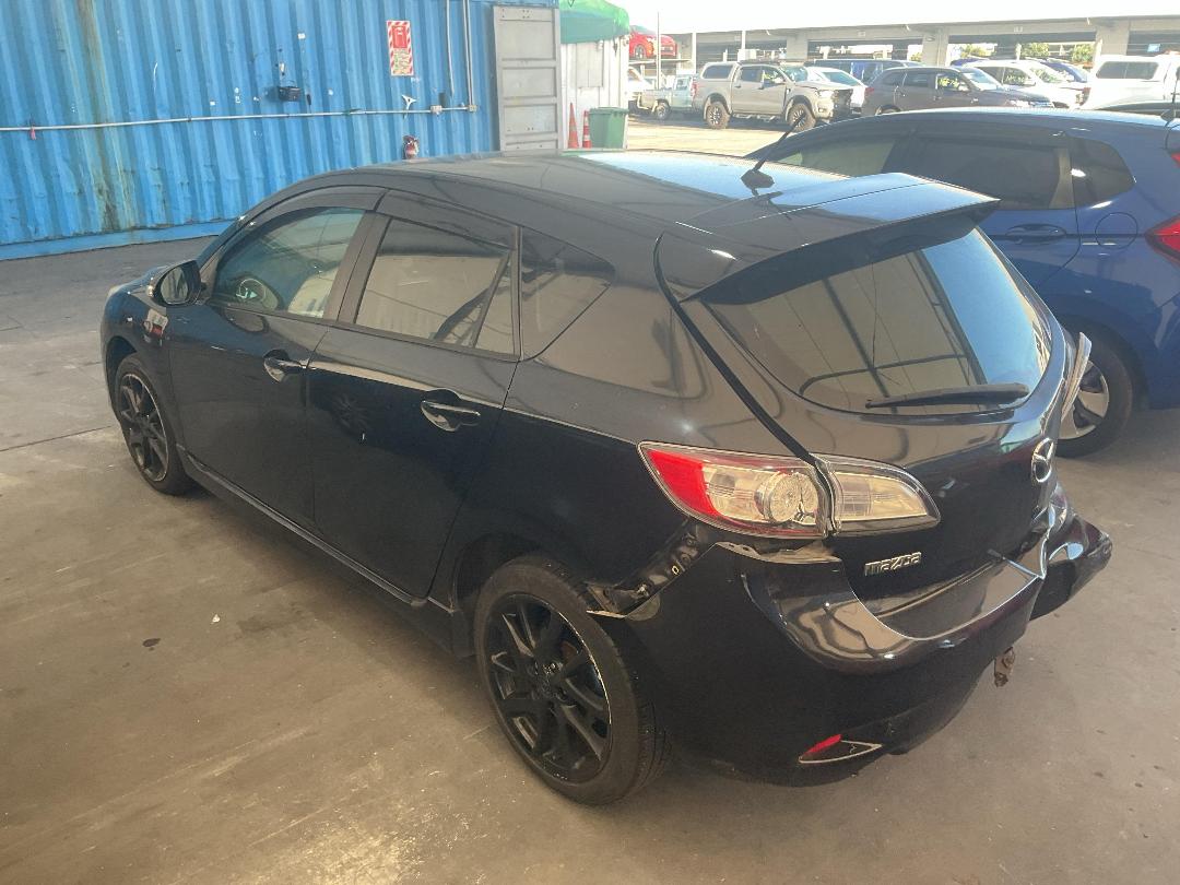 Photo '8' of Mazda Axela