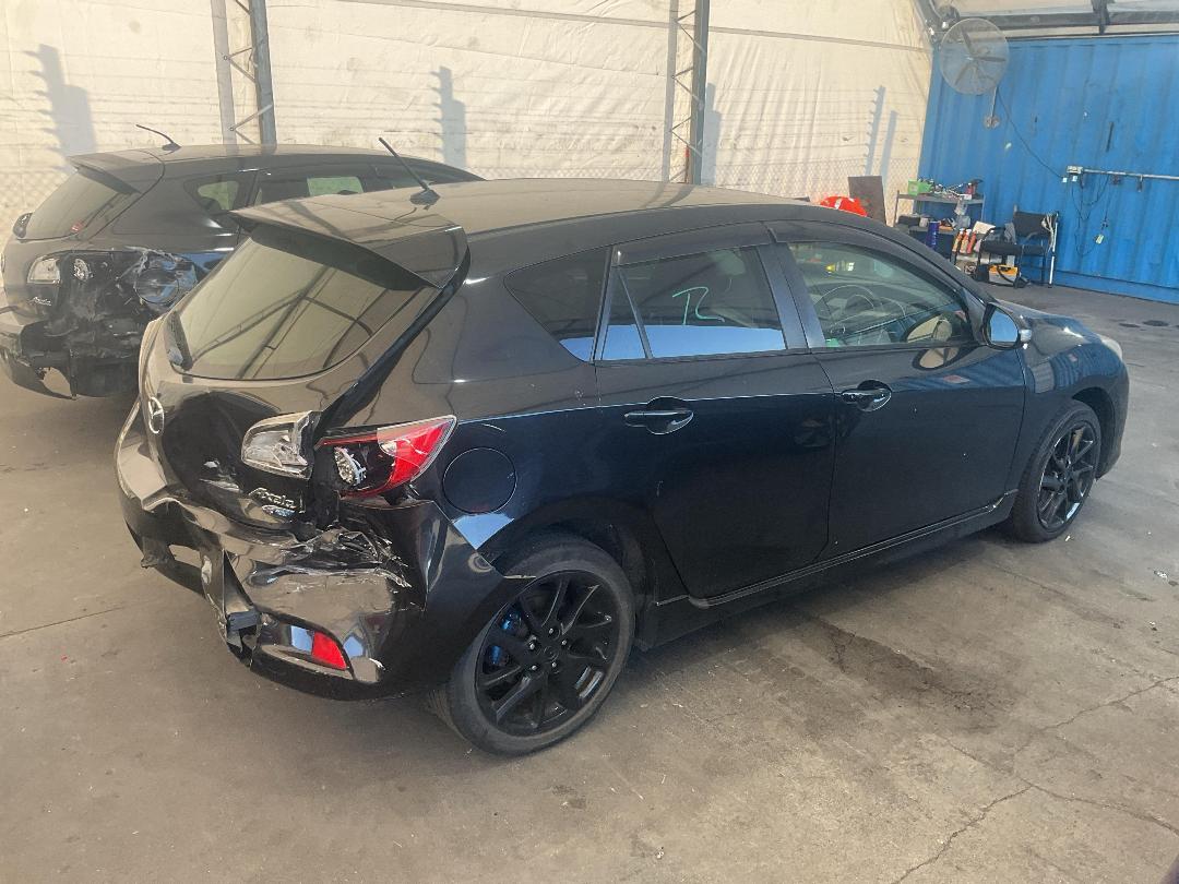 Photo '11' of Mazda Axela