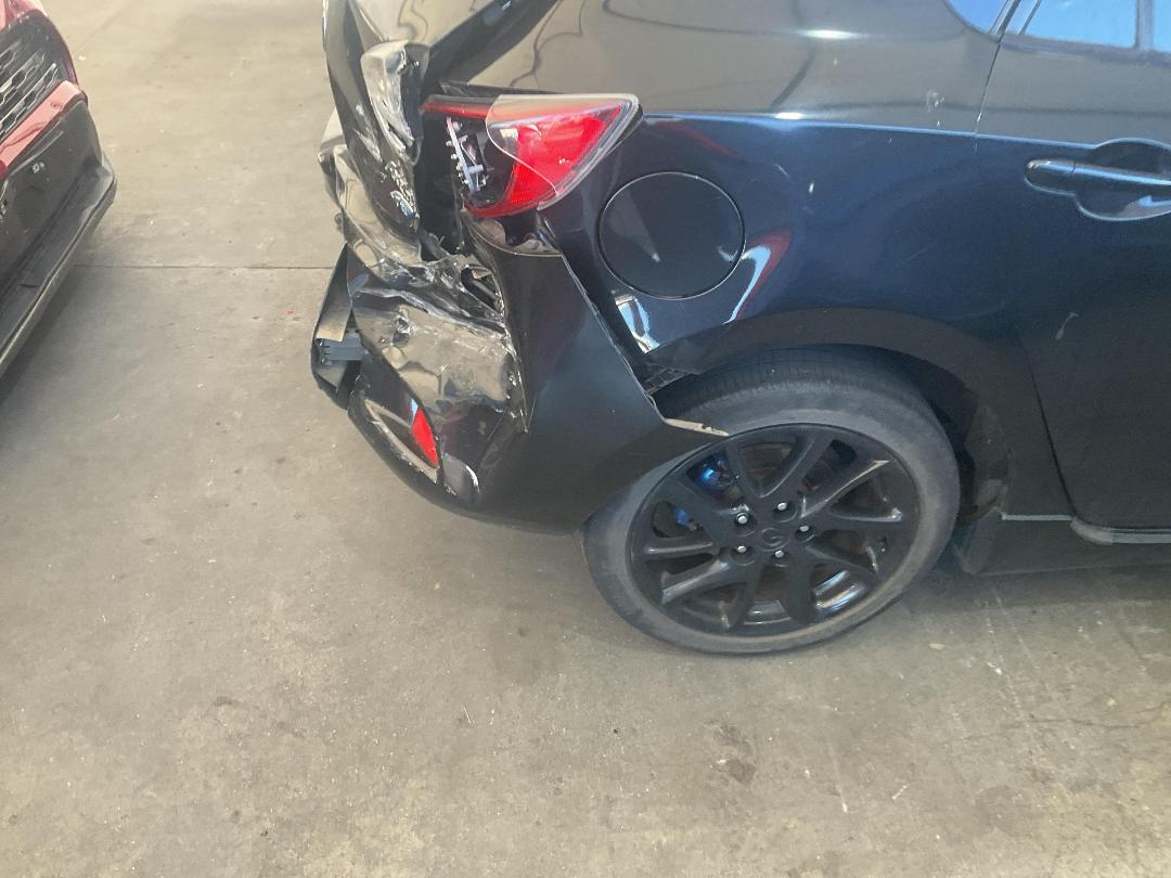 Photo '12' of Mazda Axela