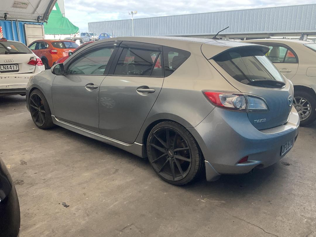 Photo '4' of Mazda Axela Photo '4' of Mazda Axela