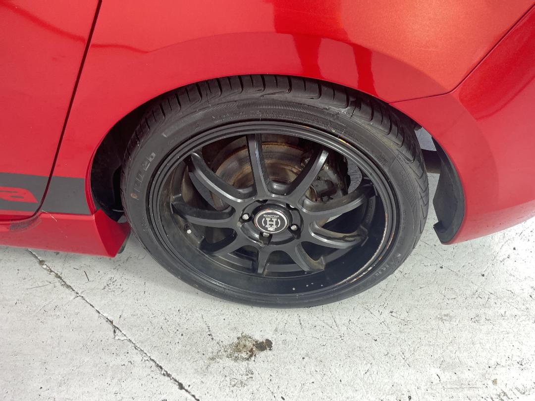 Photo '11' of Mazda Axela