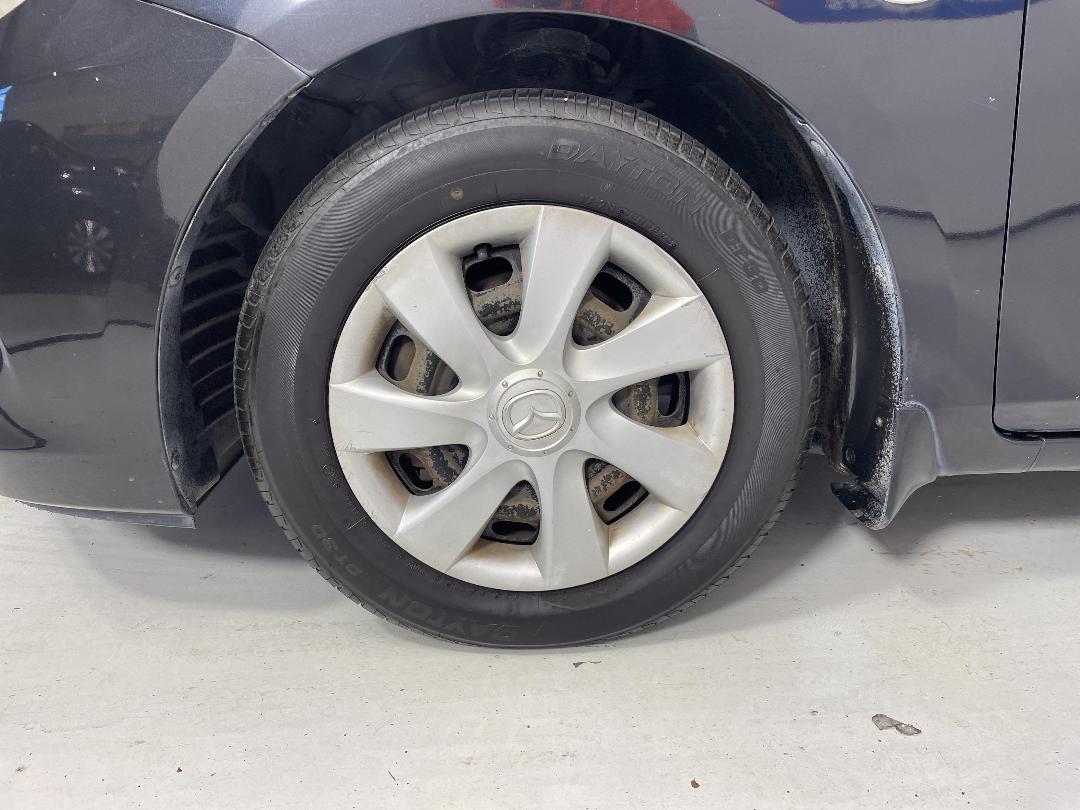 Photo '10' of Mazda Axela