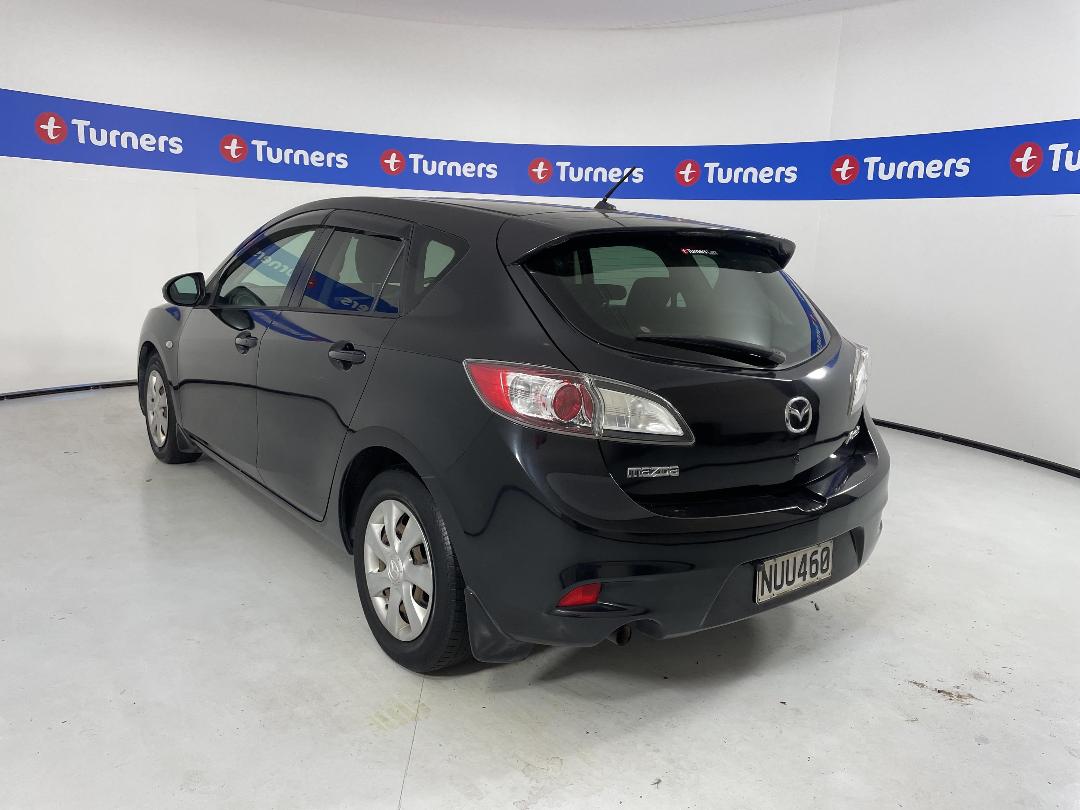 Photo '5' of Mazda Axela