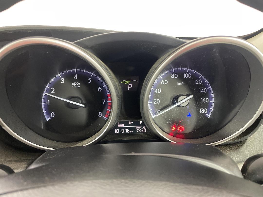 Photo '21' of Mazda Axela