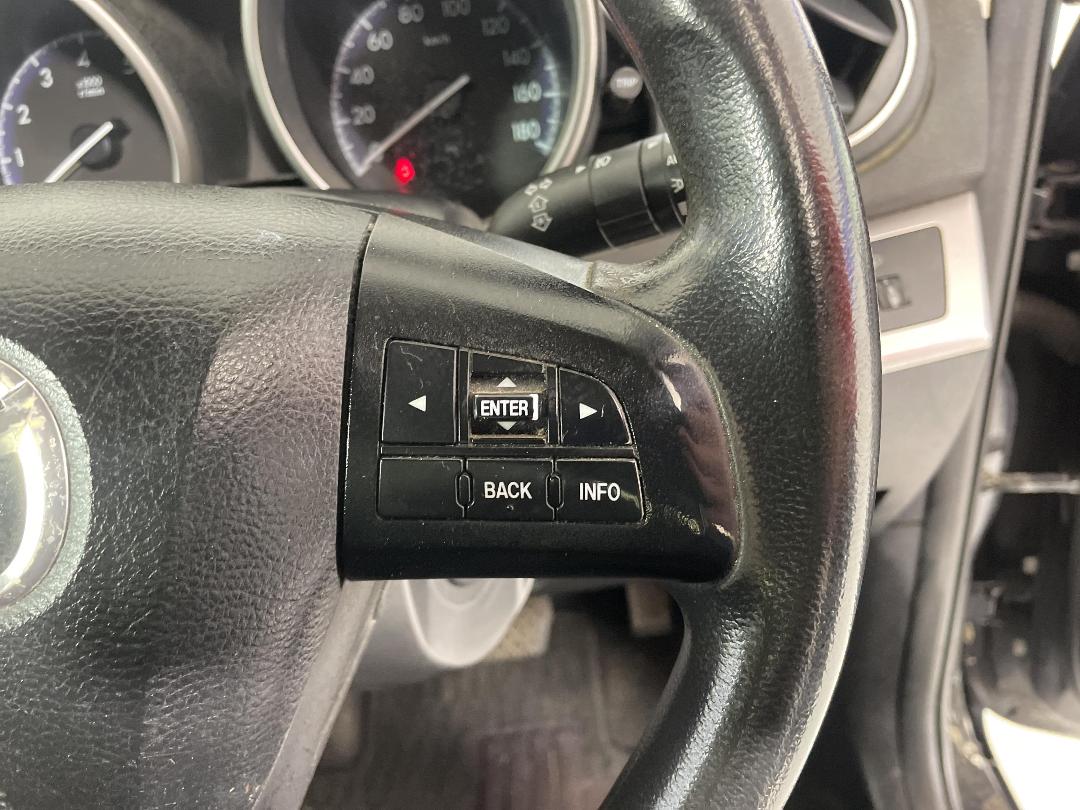 Photo '24' of Mazda Axela