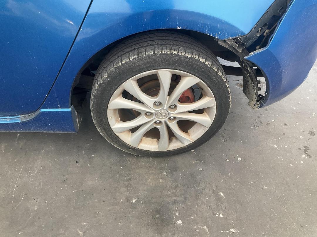 Photo '12' of Mazda Axela