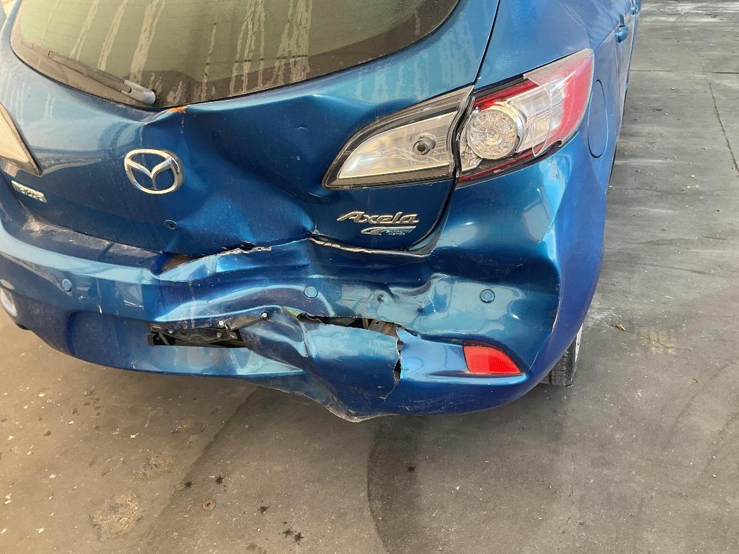 Photo '17' of Mazda Axela