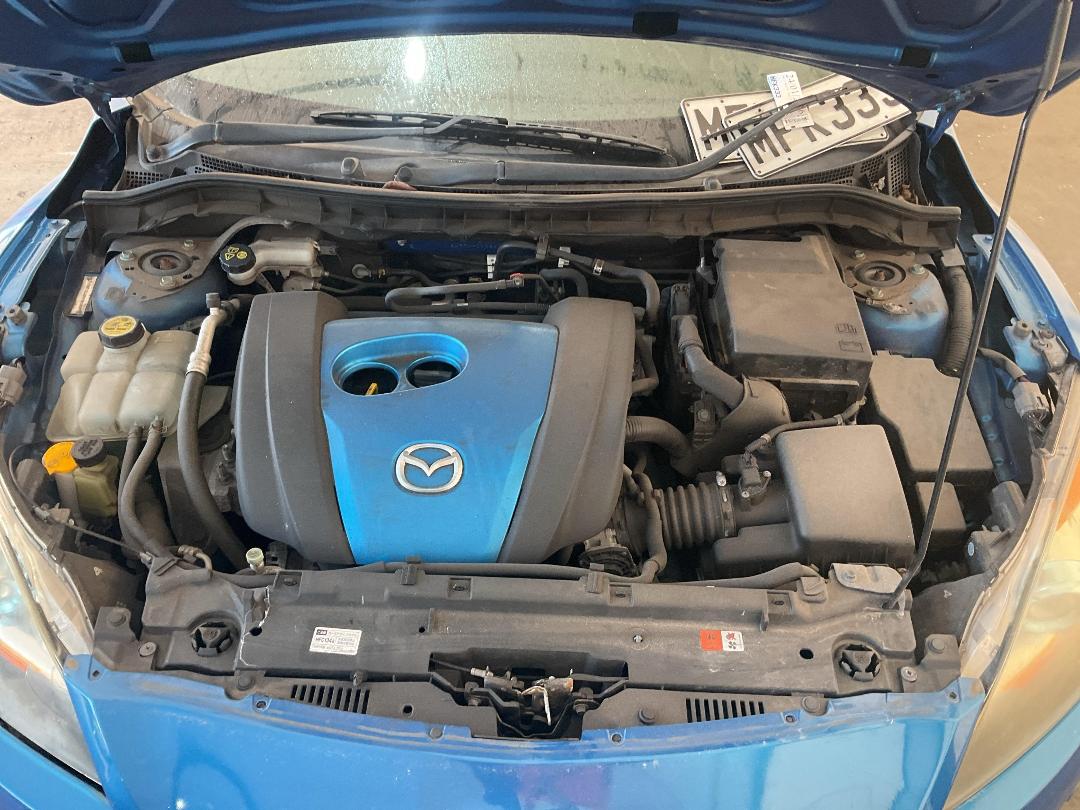 Photo '30' of Mazda Axela