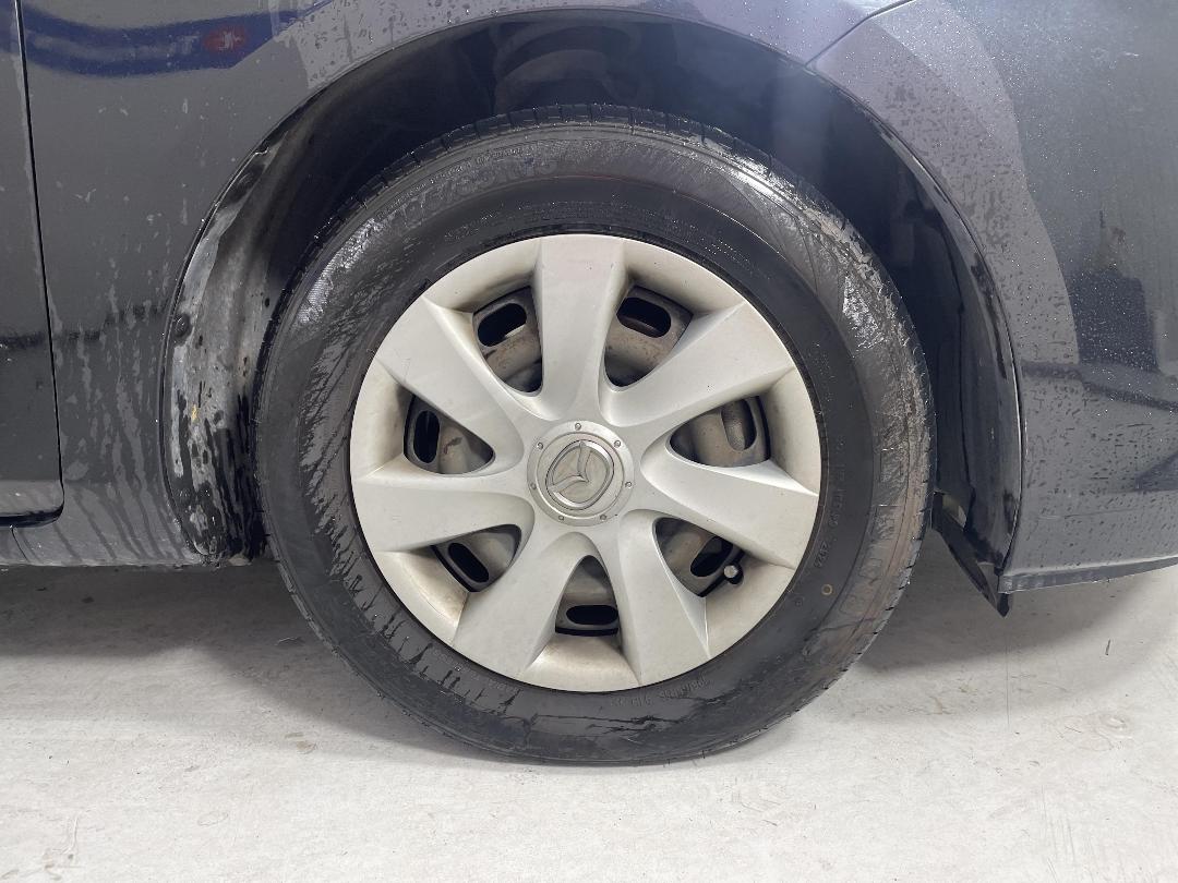 Photo '7' of Mazda Axela