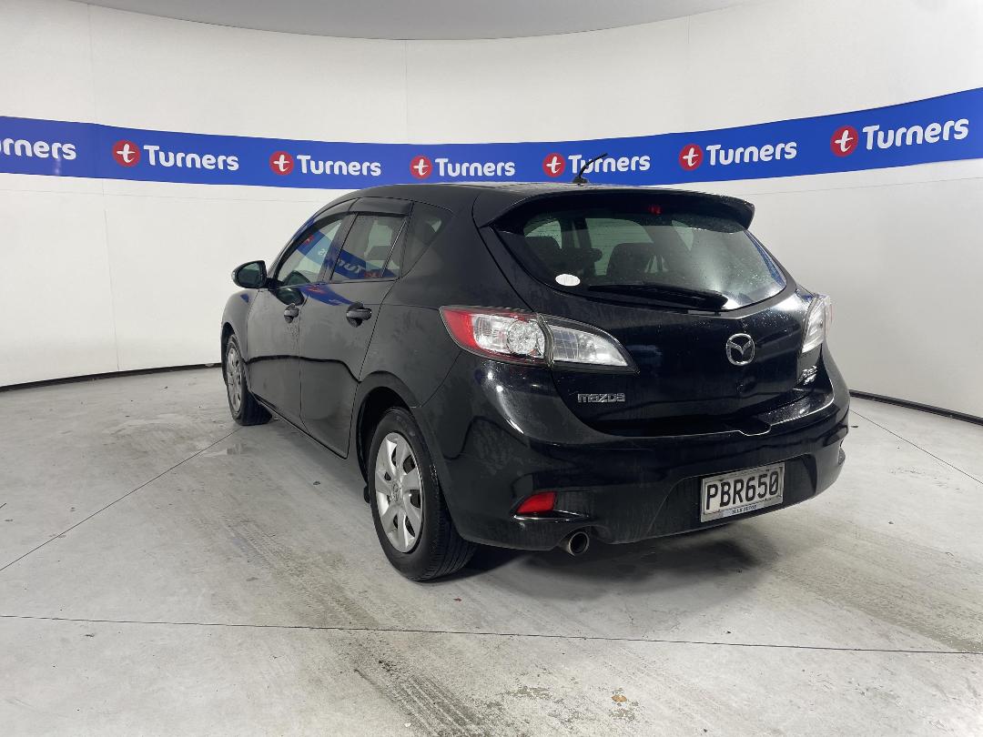 Photo '4' of Mazda Axela